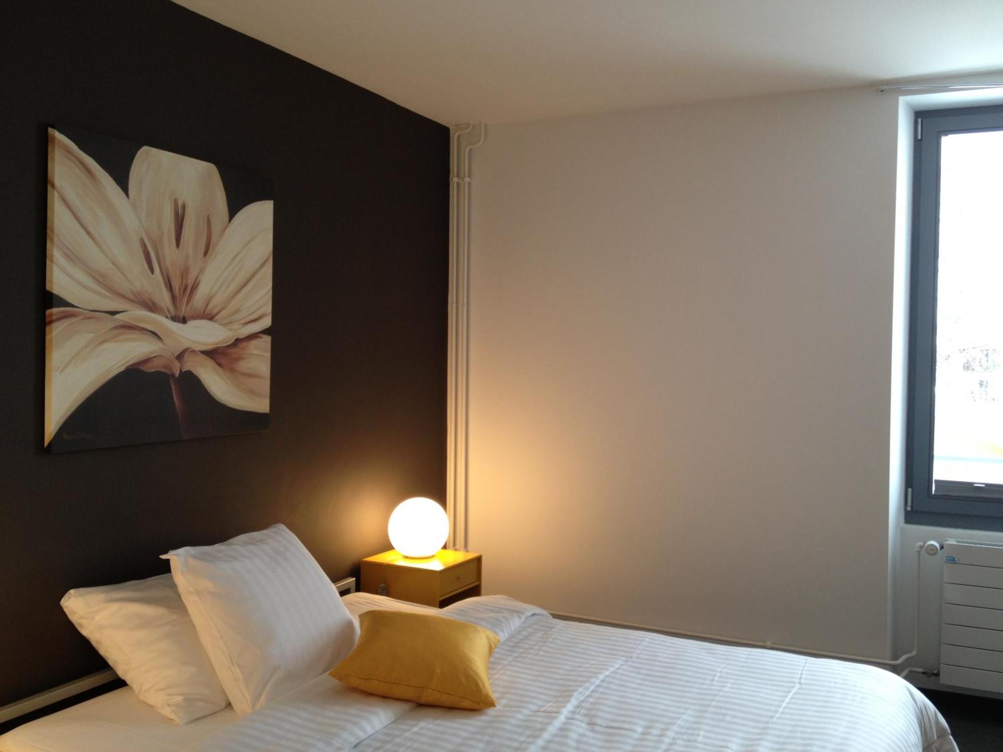 Au Boeuf Rouge Hotel Crassier Kültér fotó